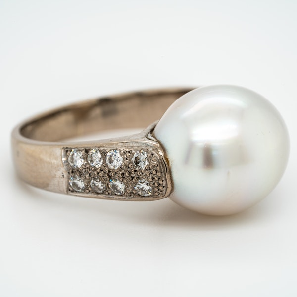 Art Deco large single pearl and diamonds ring - image 2