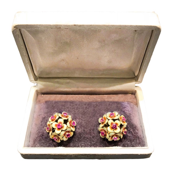 A Pair of Italian Burma Ruby Gold Earrings - image 2