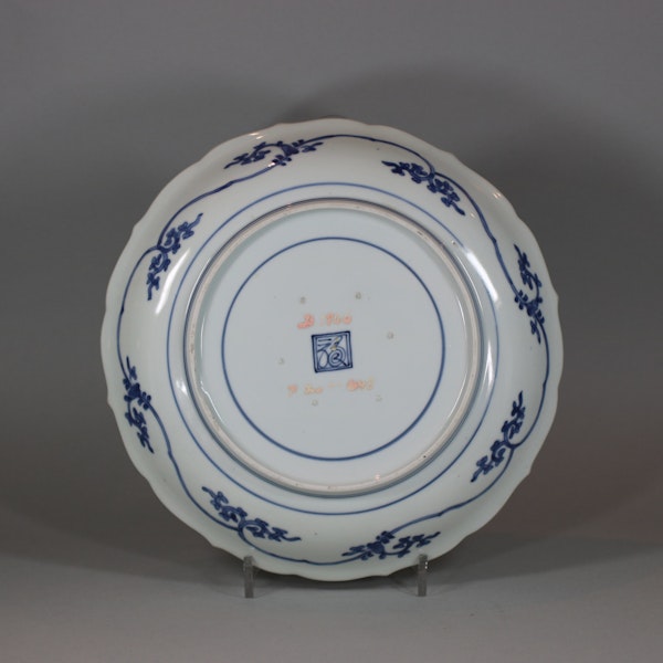 Japanese blue and white kakiemon style lobed dish, Edo period (late 17th century) - image 2