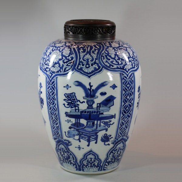 Chinese blue and white ovoid jar, Kangxi (1662 - 1722) - image 1