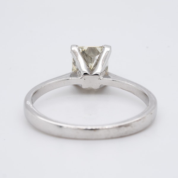 18K white gold 1.01ct Diamond Solitaire Engagement Ring - image 4