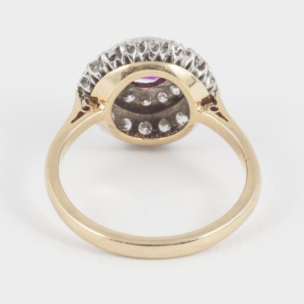 Vintage Burma Ruby & 2 Row Diamond Cluster Ring in 18 Carat Gold, English circa 1950. - image 4