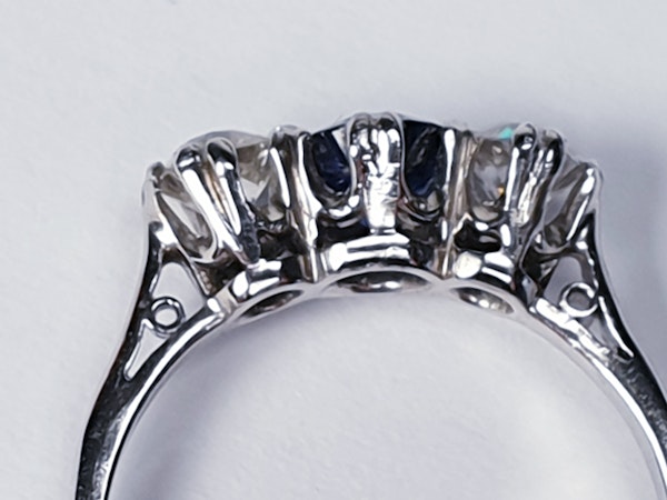 Sapphire and diamond engagement ring 4318   DBGEMS - image 4