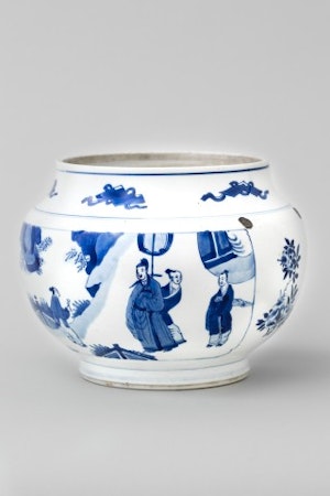 A BLUE AND WHITE JAR, KANGXI (1662 - 1722)
