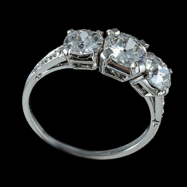  MM6305r platinum set three stone diamond ring 2.30ct total 1960c - image 2
