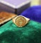 A very fine Signet Ring with Roman Centurion Intaglio Carving in 18ct Yellow Gold, English, Circa  1908 - image 1
