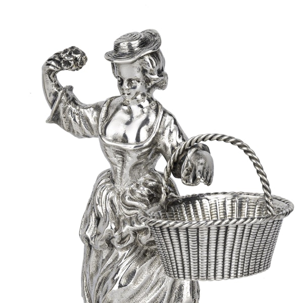 A pair of Scottish silver figural salts. - image 3