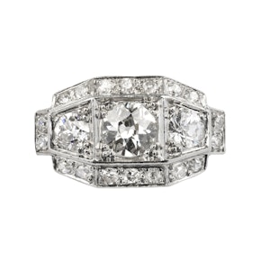 Art Deco, Diamond three stone Ring