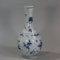 Small Chinese blue and white 'Hatcher Cargo' bottle vase, Shunzhi period (1644-46) - image 3