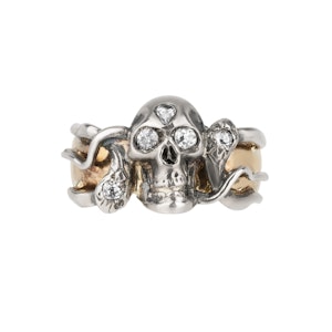 Diamond set skull ring in 22 ct gold and silver