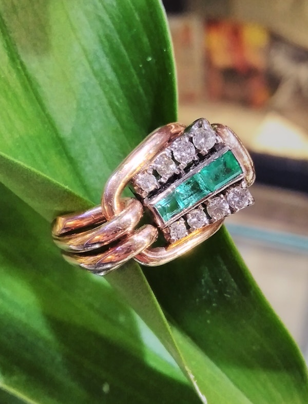 Retro Emerald and Diamond Ring - image 3