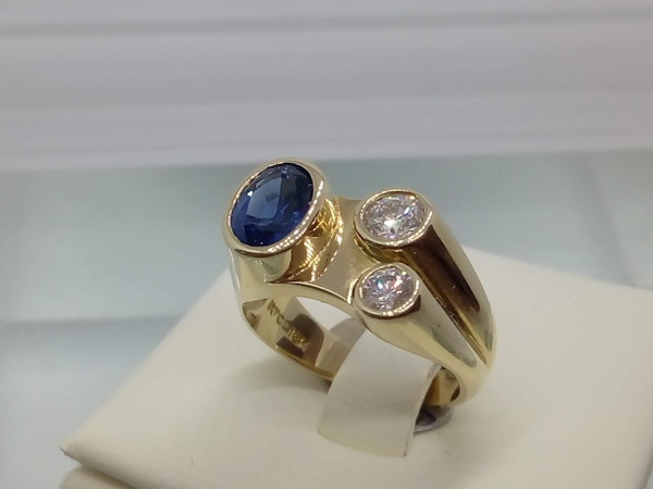 70'S Sapphire and Diamond Ring - image 3