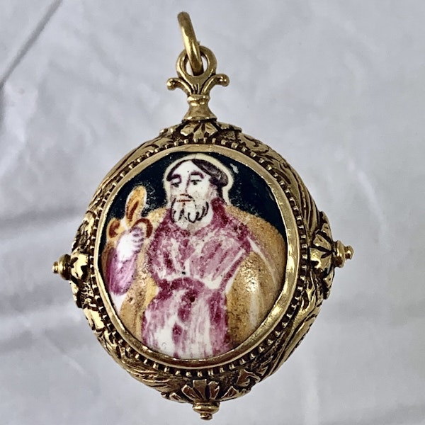 Italian 1660 devotional gold pendant - image 2