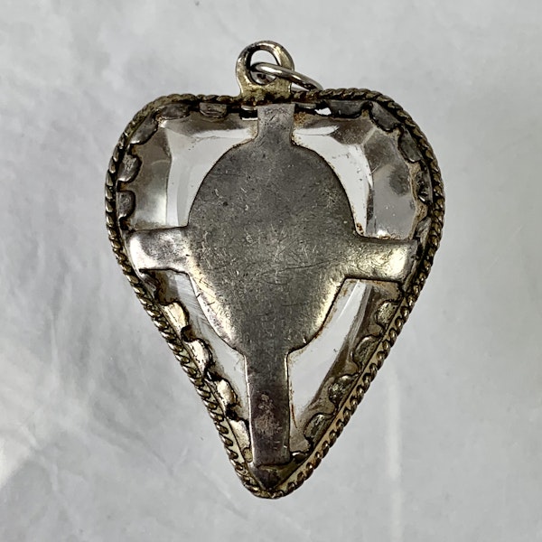 Seventeenth century silver and rock crystal reliquary with the original relic inside - image 2