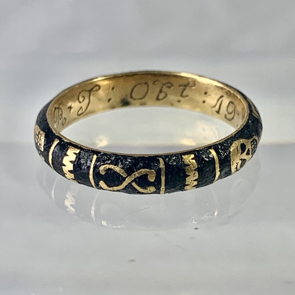 Memento Mori gold ring with black enamel - image 4