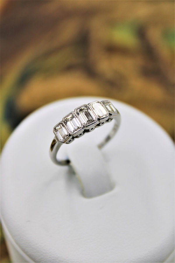 A very fine five-stone Graduated Emerald Cut Diamond Ring set in Platinum, Pre-owned - image 1