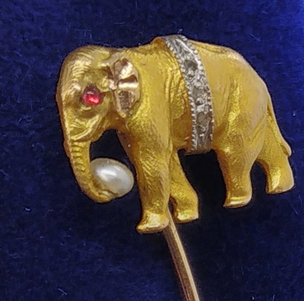 Deco Elephant Pin - image 2