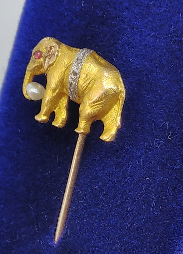 Deco Elephant Pin - image 3