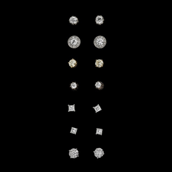 Various diamond stud/cluster  earrings - image 1