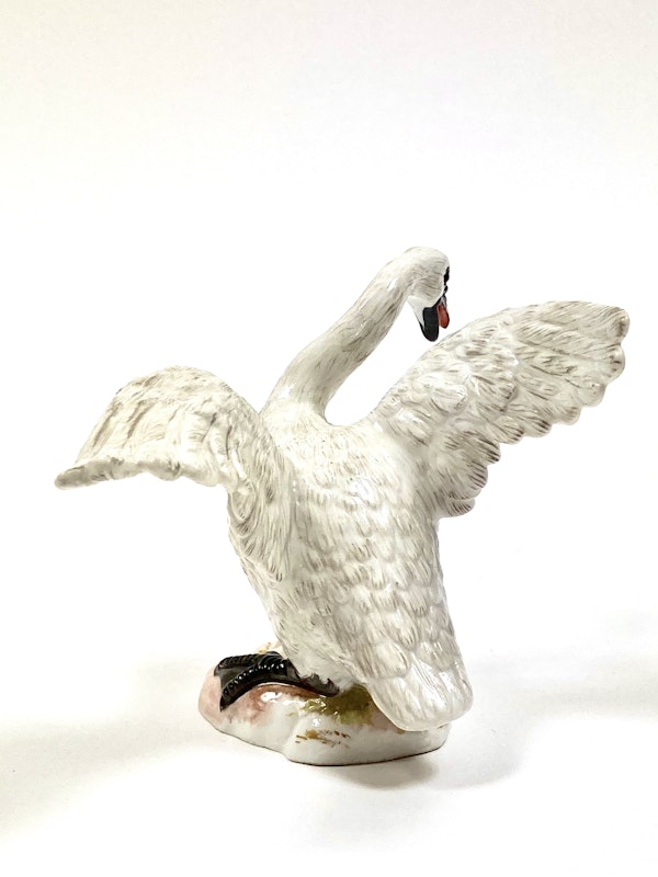 Pair of Meissen swans - image 6