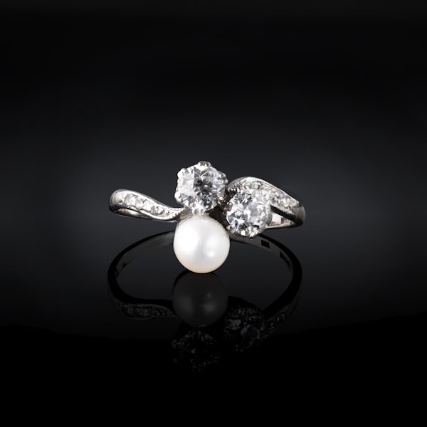 A Diamond and Pearl Ring - image 1