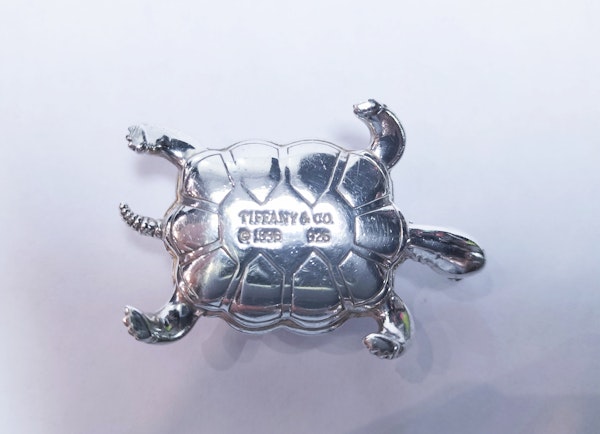 Tiffany and Co silver paperweight in the form of a tortoise - image 2