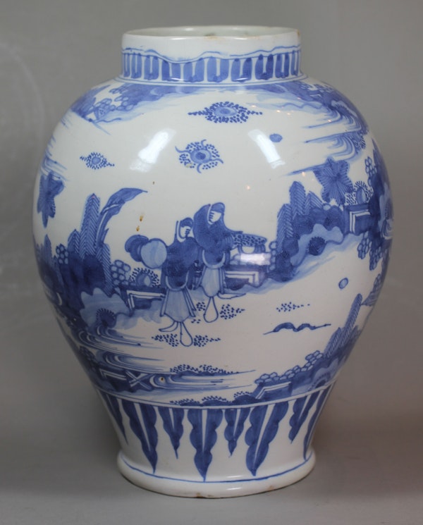 Frankfurt blue and white vase, 18th century - image 7