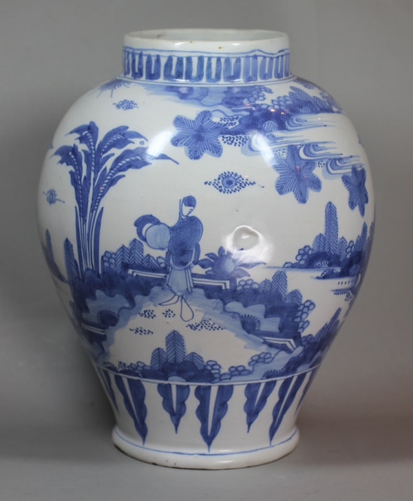 Frankfurt blue and white vase, 18th century - image 5