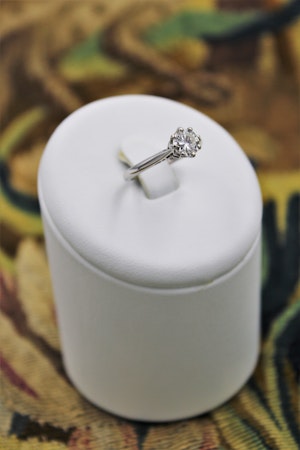 Downstairs at Grays: A very fine Asprey's Diamond Solitaire Engagement Ring set in 18ct White Gold, English, Circa 1980