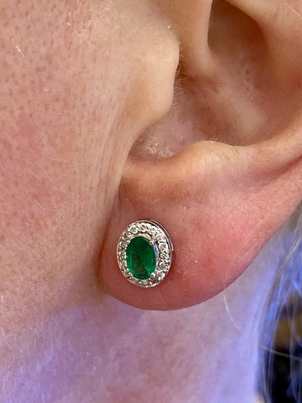 1.25ct Natural Emerald and Diamond Earrings - image 4