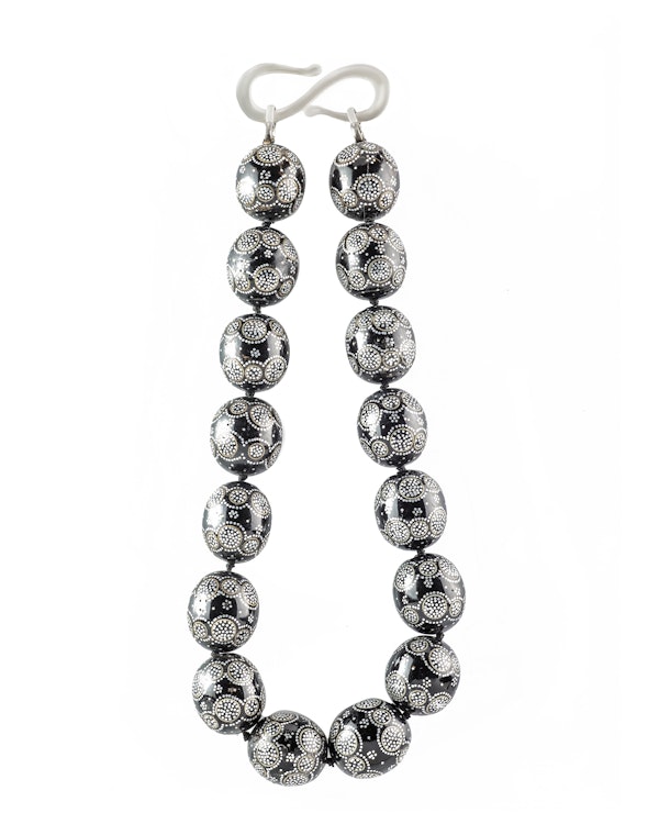 A Necklace of Black Coral Beads with Silver Inlay - image 2
