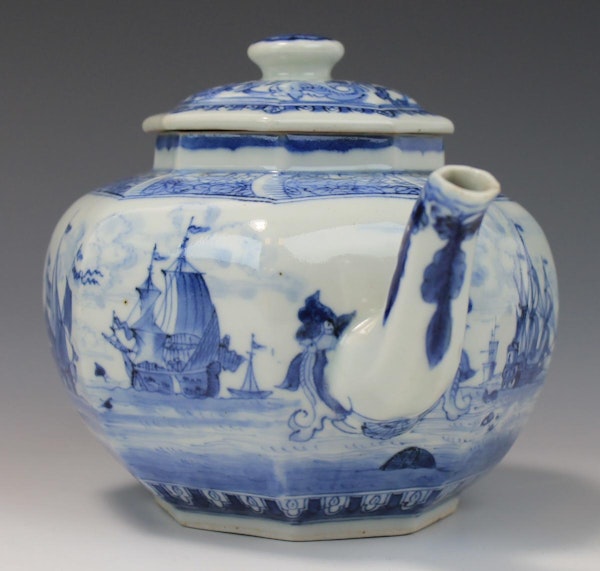 Japanese Arita blue and white teapot, Edo Period (1603-1868), early 18th century - image 4