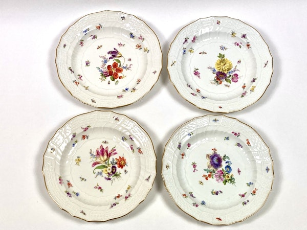 Meissen dinner plates - image 3