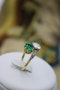 An exceptional Colombian Emerald & Diamond Ring mounted in 18 ct Yellow Gold & Platinum, English,Circa 1910 - image 4