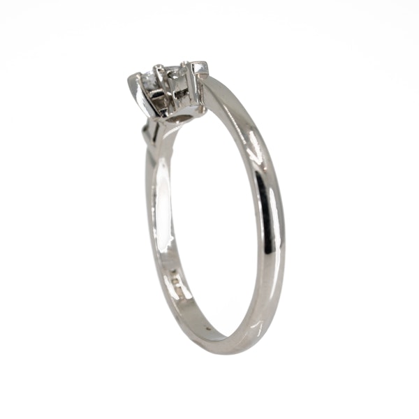 Diamond marquise 3 stone ring - image 3
