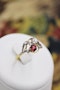 A very fine Art Nouveau Ruby & Diamond Twist Ring in 18 Carat Yellow Gold & Platinum tipped (tested), Circa 1905 - image 3
