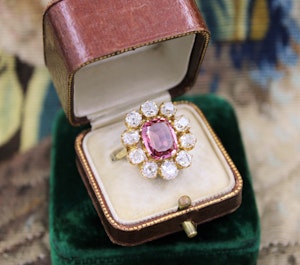 Downstairs at Grays: An extraordinary and rare 3.00 Carat Natural Pink Spinel & Diamond Cluster Ring set in 18 Carat Yellow Gold, Circa 1900