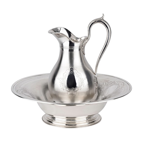 Large fine silver Jug and Bowl - image 2