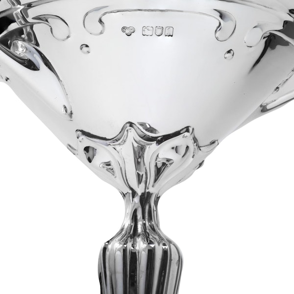 A stunning art nouveau large silver trophy cup - image 2