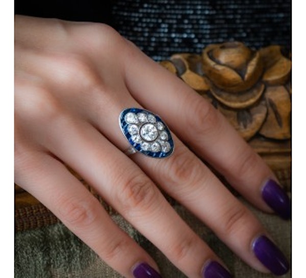 Art Deco Sapphire Diamond and Platinum Ring, Circa 1930 - image 3