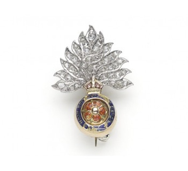 British Royal Fusiliers Badge, Circa 1935 - image 3