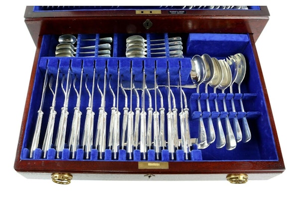 MAPPIN & WEBB Sterling Silver Cutlery - RATTAIL - 112 Piece Canteen for 12 - image 4