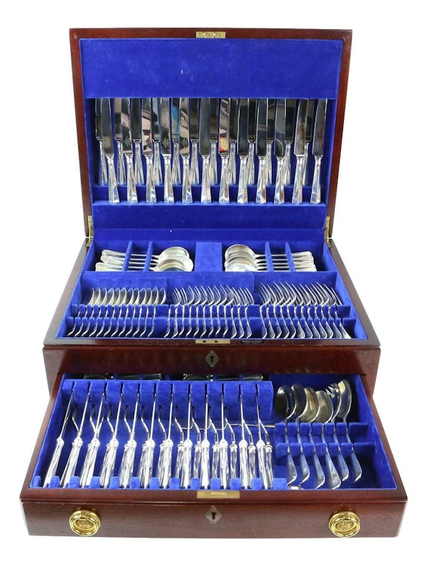 MAPPIN & WEBB Sterling Silver Cutlery - RATTAIL - 112 Piece Canteen for 12 - image 2