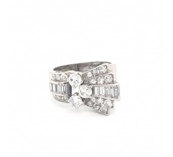 Late Art Deco Diamond And Platinum Ring, 1.60ct, Circa 1940 - image 1