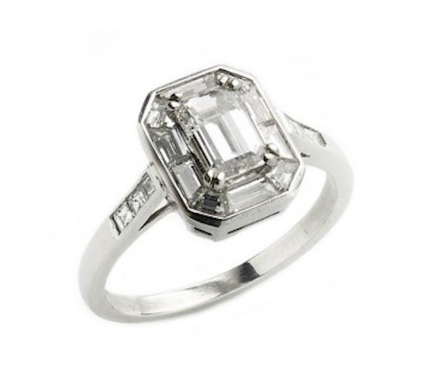 0.72ct Diamond Ring - image 2