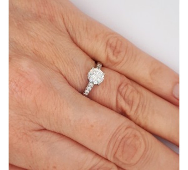 1.04ct F VS1 Brilliant-Cut Diamond Platinum Ring With GIA Certificate - image 3