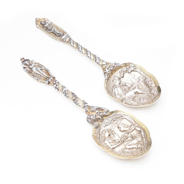 English silver pair of spoons, London, 1891 by Charles Goodwin - image 2