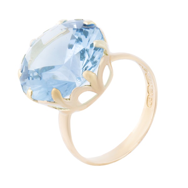 A Gold Ice Blue Spinel Ring - image 2