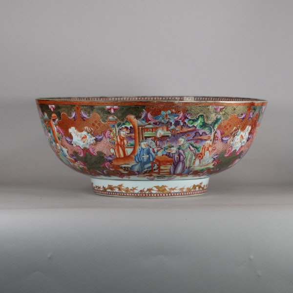 Massive Chinese Mandarin punch bowl, Qianlong (1736-95) - image 1