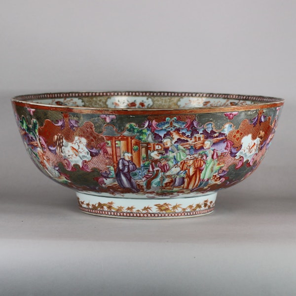 Massive Chinese Mandarin punch bowl, Qianlong (1736-95) - image 3
